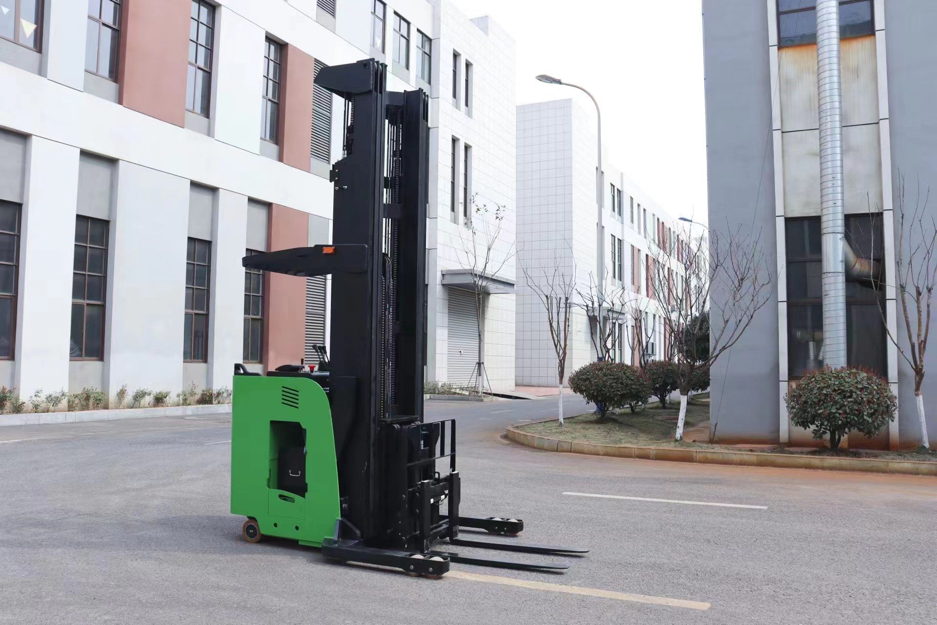 1,5T-2T staande elektrische vorkheftruck